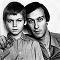 Российские звезды написали книгу о своих отцах