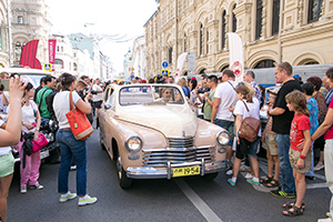 ВЫСТАВКА «ПАРАД ПОБЕД» в ГУМе